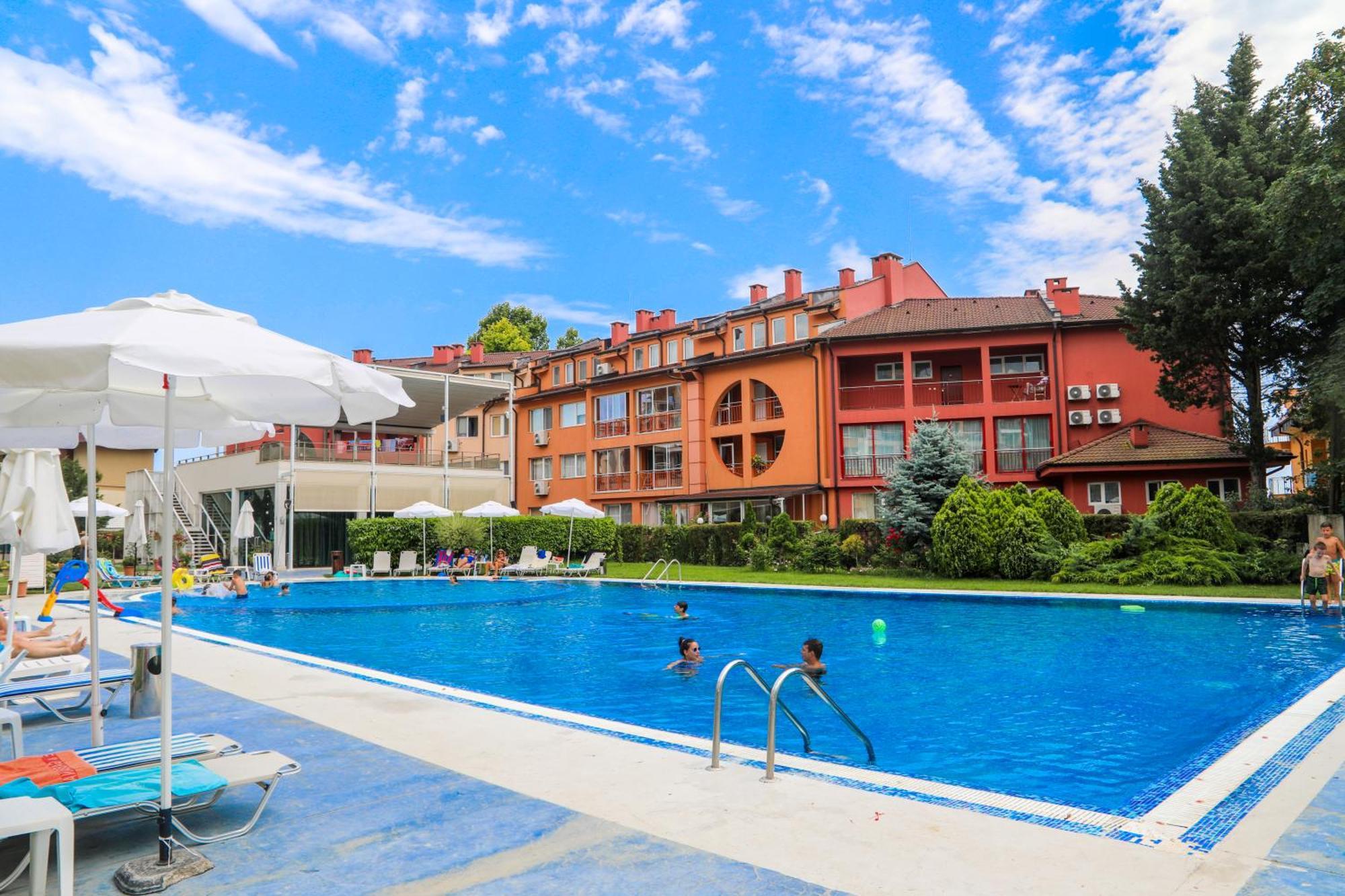 Luxury First Line Apartment With Pool By The Sea Nesebar Exterior foto