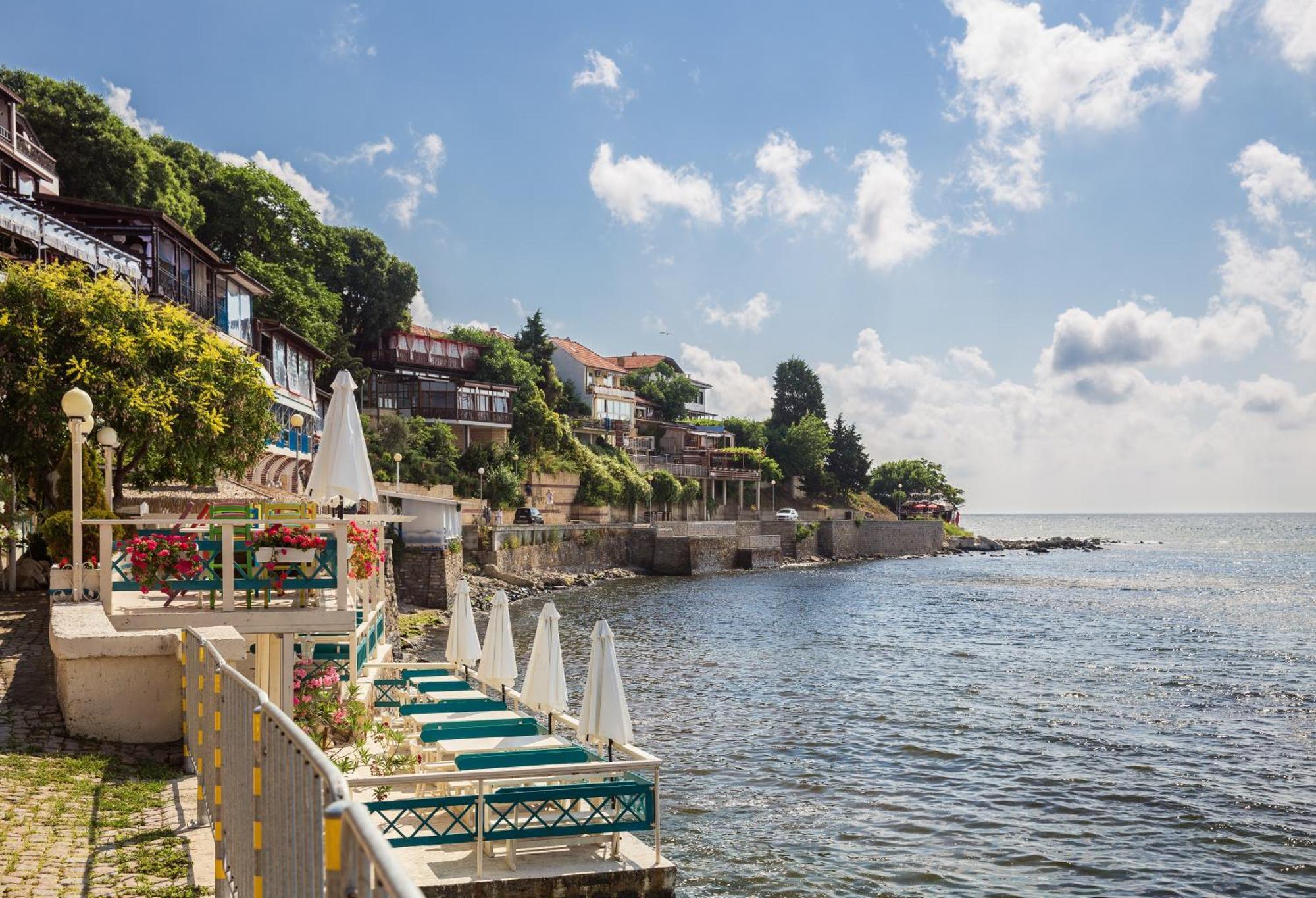 Luxury First Line Apartment With Pool By The Sea Nesebar Exterior foto